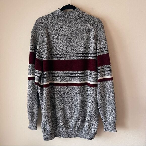 Croft & Barrow Mens Grey & Burgundy Button Mock Neck Sweater - Picture 5 of 6